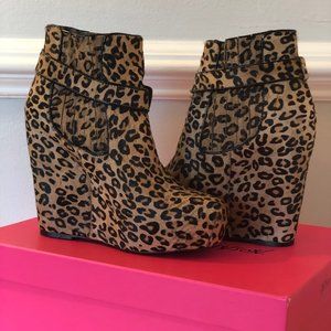 Betsey Johnson Carrin-P Leopard Wedge Platform Booties